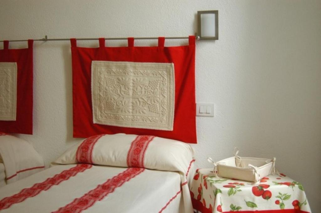 Bed and Breakfast L'Arco Кальяри Номер фото